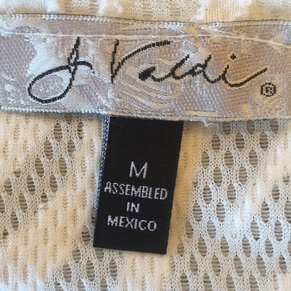 J. Valdi swimsuit coverup in medium - Picture 11 of 13